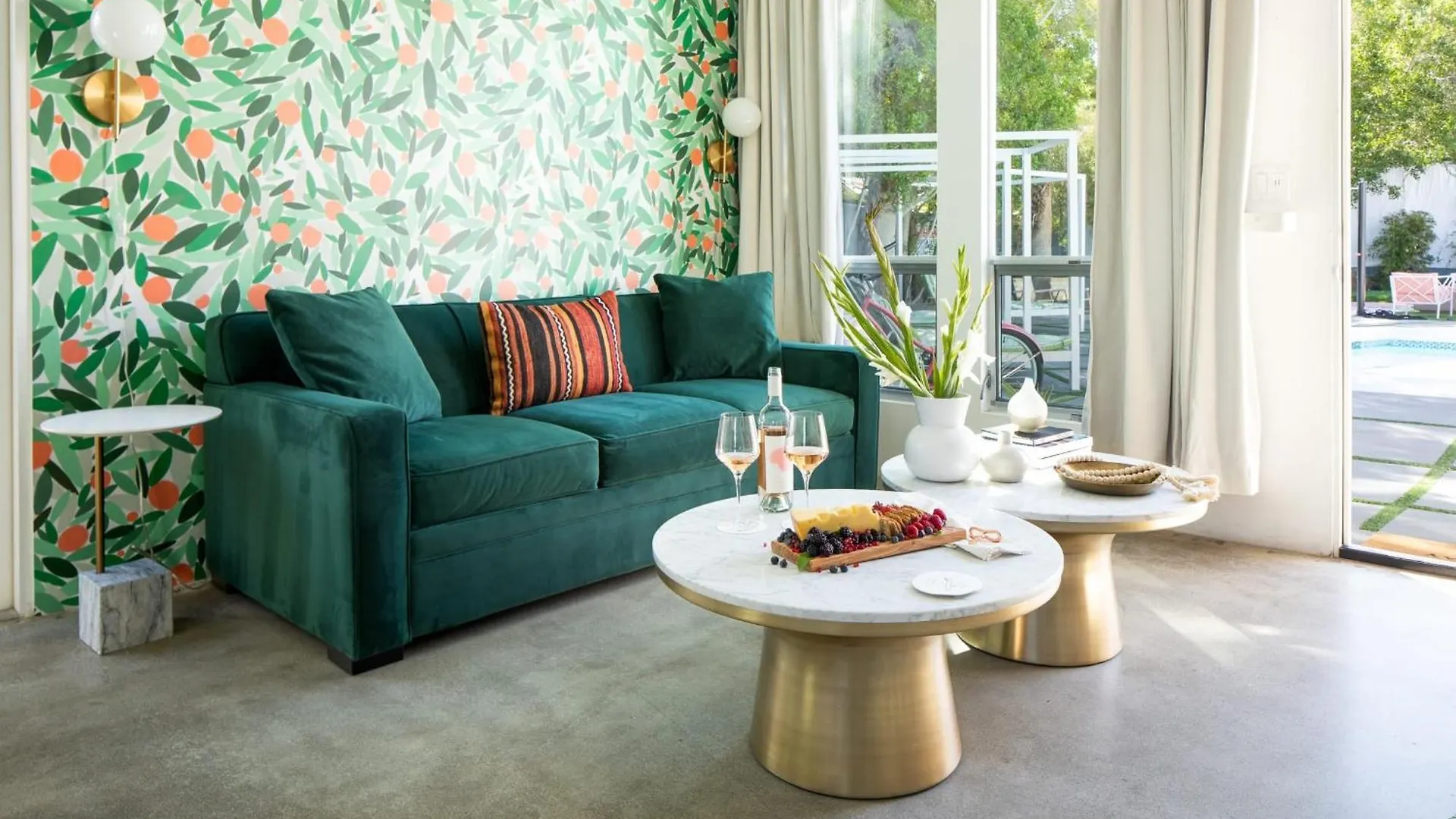 3 Private Rooms At The Wesley Hotel Perfect For Group Stays Palm Springs 0*,